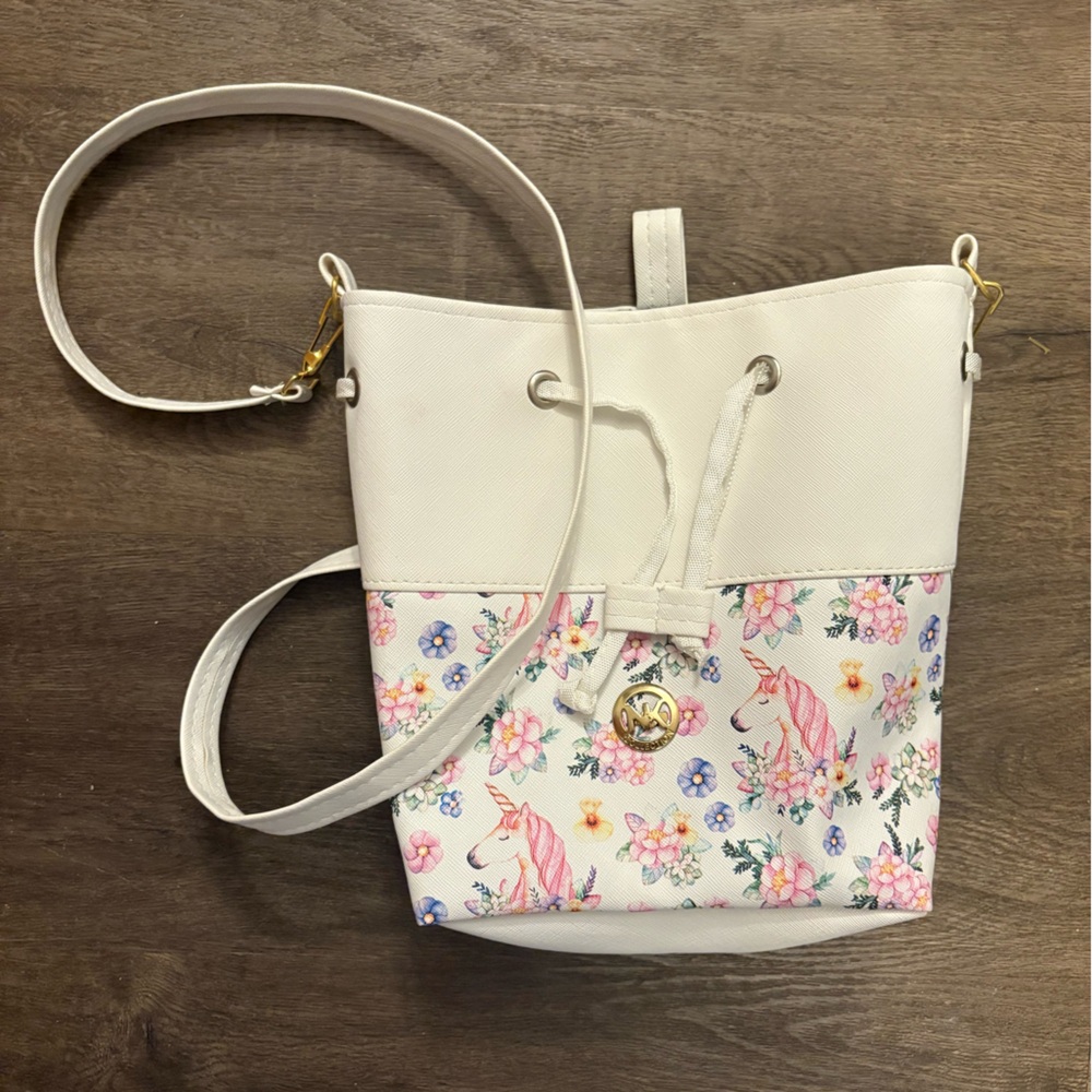 White Unicorn Floral Handbag – Zipper Closure – OS